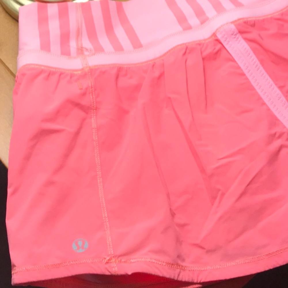 Shirt / shorts under